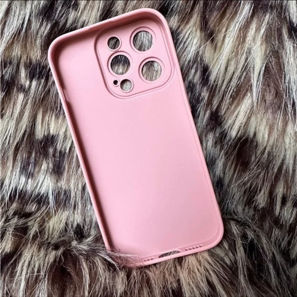 Iphone 14 pro jelly case NWT